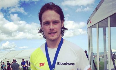 Outlander: Sam Heughan hilft verzweifeltem Fan!